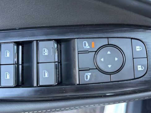 New 2026 Nissan Rogue SV w/ Cold Weather Package AWD/4WD image 24