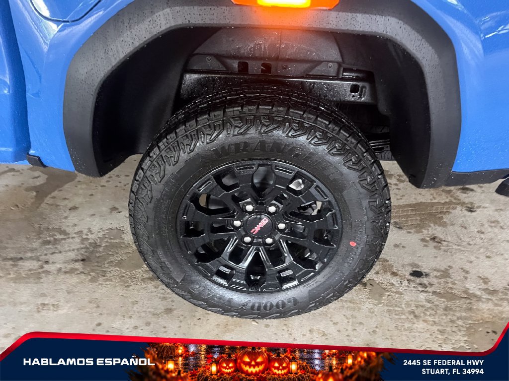 New 2026 GMC Canyon Elevation RWD image 9