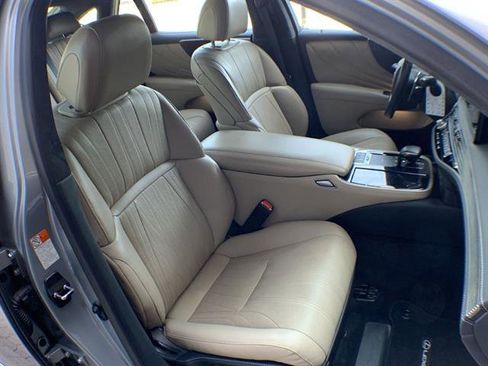 Used 2022 Lexus LS 500 LS 500 w/ Interior Upgrade Package image 25