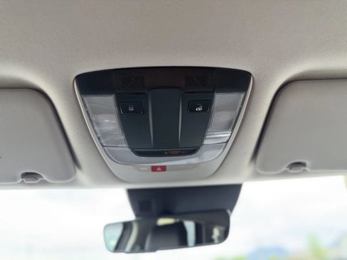 Used 2026 Kia Sportage EX FWD image 37