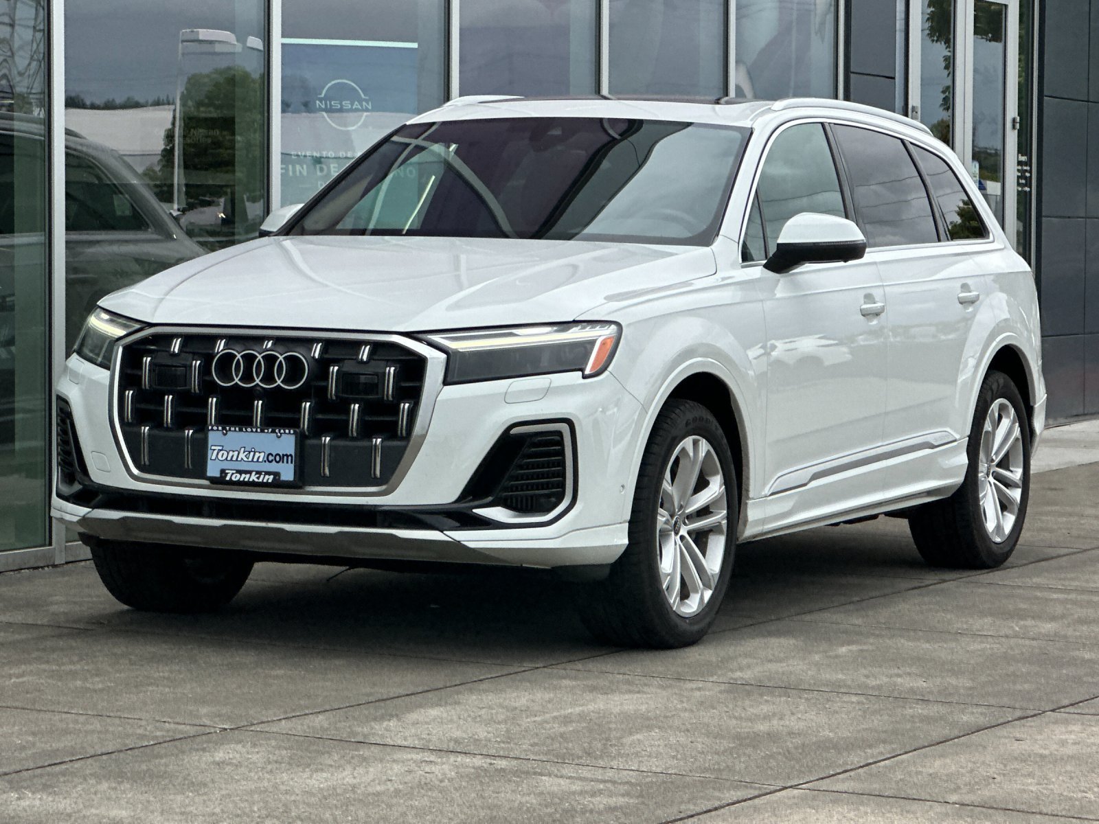 Used 2025 Audi Q7 3.0T Premium Plus AWD/4WD image 8