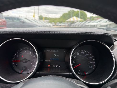 Used 2019 Ford Mustang Coupe RWD image 20