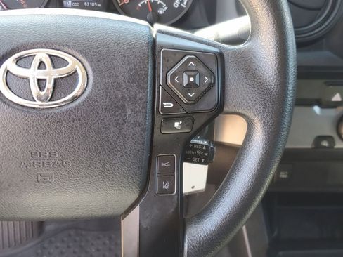 Used 2019 Toyota Tacoma SR w/ SR Convenience Package image 22
