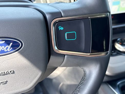 Used 2025 Ford Expedition Max Active RWD image 16