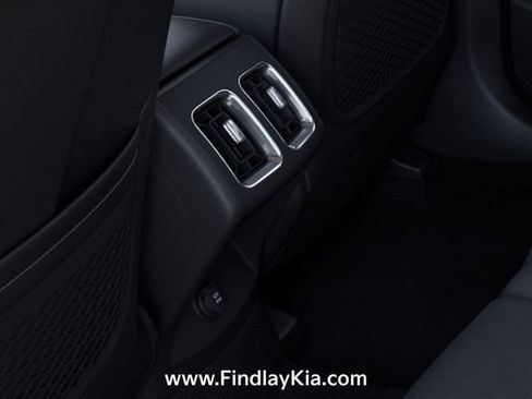 New 2026 Kia Sorento LX image 29