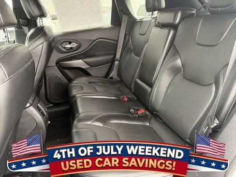Used 2020 Jeep Cherokee Limited FWD image 16