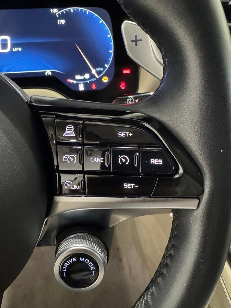 Used 2023 Maserati Grecale GT AWD/4WD image 15