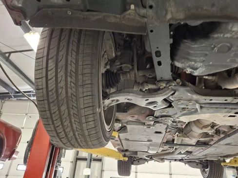 Used 2010 Lexus HS 250h Premium w/ Preferred Accessory Package FWD image 26