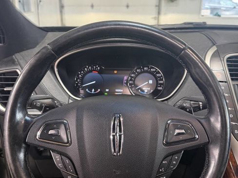 Used 2016 Lincoln MKX Reserve w/ Equipment Group 102A AWD/4WD image 11