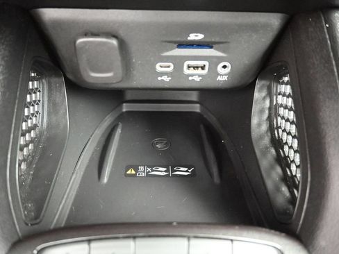 Used 2023 Chevrolet TrailBlazer RS w/ Sun and Liftgate Package AWD/4WD image 21
