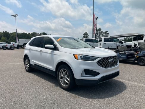 Used 2024 Ford Edge SEL AWD/4WD image 3