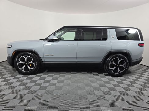 Used 2024 Rivian R1S Adventure AWD/4WD image 2