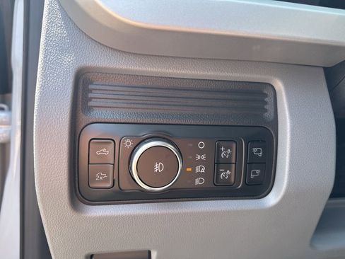 New 2026 Ford F250 XLT w/ XLT Premium Package image 16