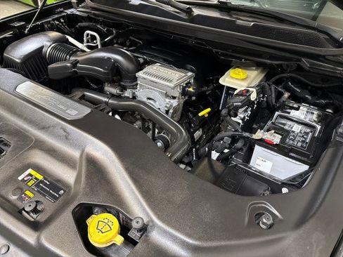 Used 2022 Jeep Wagoneer Series III w/ Rear Seat Video Group 1 image 86