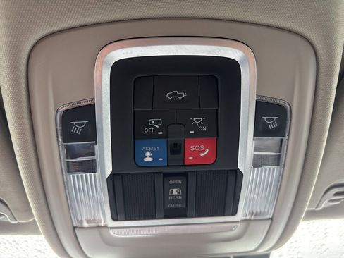 Used 2022 RAM 1500 Laramie image 29