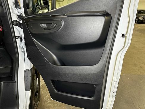 Used 2026 Mercedes-Benz Sprinter 2500 image 10