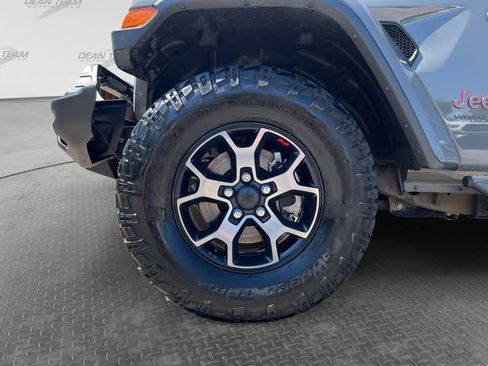 Used 2019 Jeep Wrangler Unlimited Rubicon AWD/4WD image 16