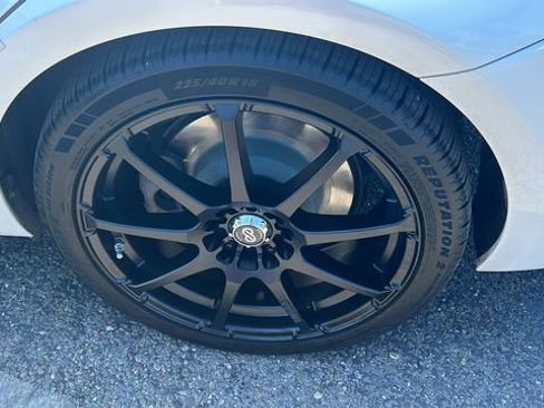 Used 2016 Lexus IS 200t RWD image 6
