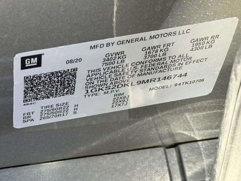 Used 2021 GMC Yukon Denali w/ Denali Premium Package image 32