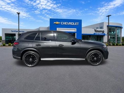Used 2023 Mercedes-Benz GLC 300 4MATIC image 8
