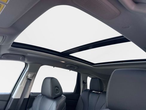 Certified 2026 Acura MDX FWD w/ Technology Package image 23