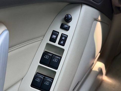 Used 2011 INFINITI G37 Convertible w/ Premium Pkg RWD image 22