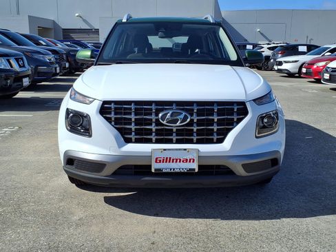 Used 2020 Hyundai Venue SEL FWD image 20