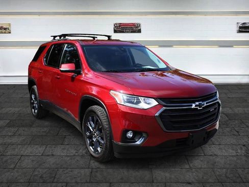 Used 2020 Chevrolet Traverse RS FWD image 1