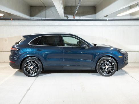 Certified 2026 Porsche Cayenne AWD/4WD image 8
