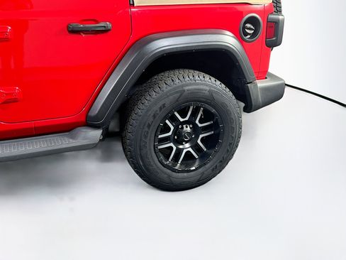 Used 2019 Jeep Wrangler Unlimited Sport S image 28