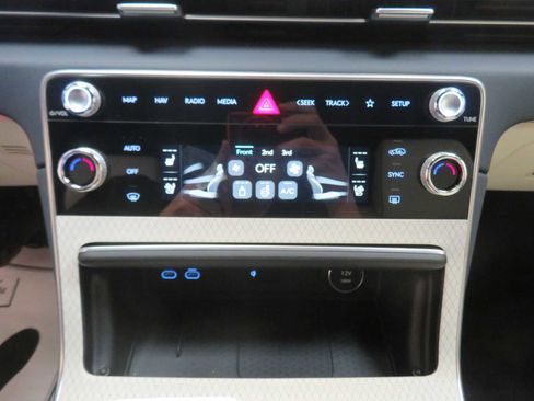 New 2026 Genesis GV80 3.5T Prestige image 18