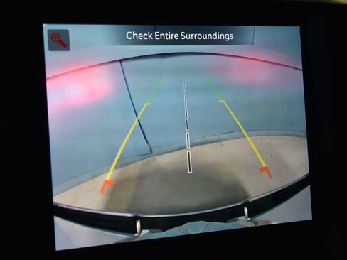 Used 2024 RAM 1500 Laramie image 12