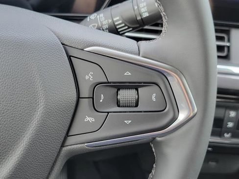 New 2026 Chevrolet Trax ACTIV w/ Driver Confidence Package FWD image 15