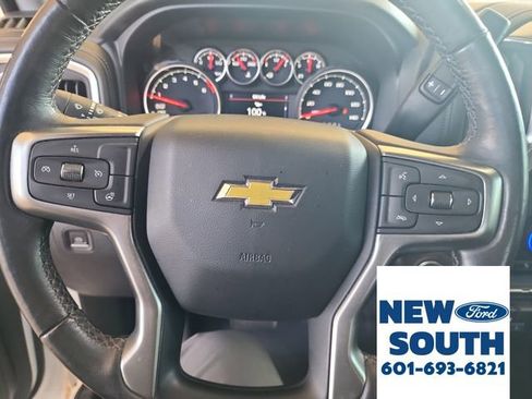 Used 2021 Chevrolet Silverado 1500 LT w/ Z71 Off-Road Package image 20