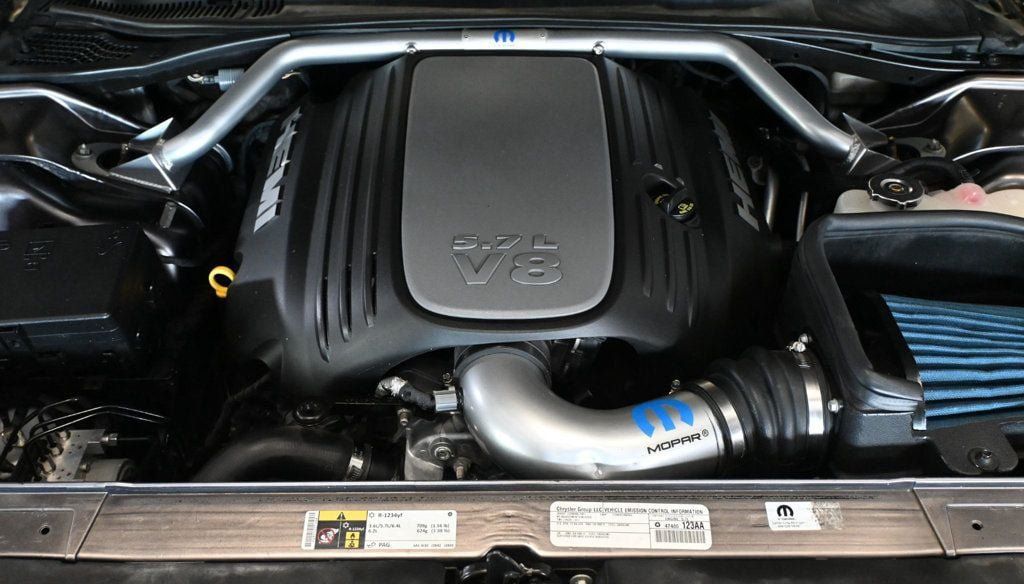 Used 2015 Dodge Challenger R/T Plus RWD image 16