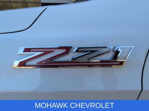 Used 2024 Chevrolet Suburban Z71 w/ Luxury Package AWD/4WD image 34