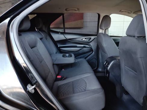 Used 2020 Chevrolet Equinox LT FWD image 15