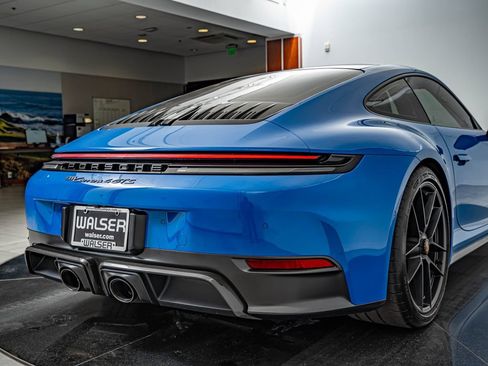 Certified 2025 Porsche 911 Carrera 4 GTS AWD/4WD image 20