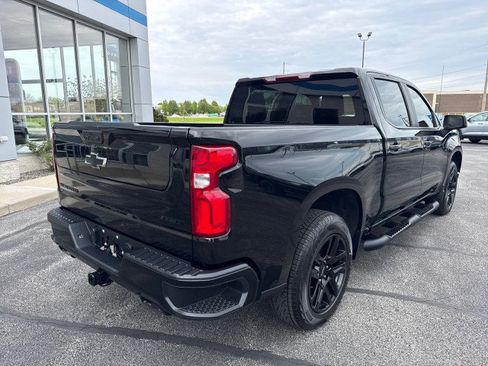 Used 2024 Chevrolet Silverado 1500 RST AWD/4WD image 3
