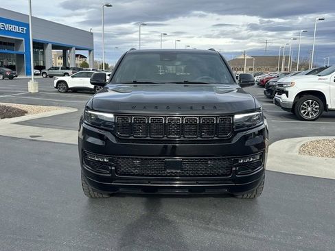 Used 2023 Jeep Wagoneer Series II image 34