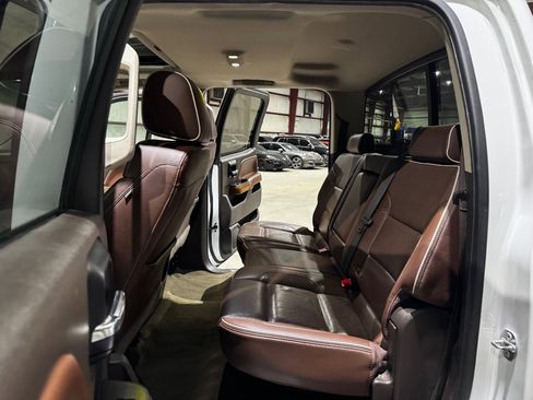 Used 2016 Chevrolet Silverado 2500 High Country w/ Duramax Plus Package image 17