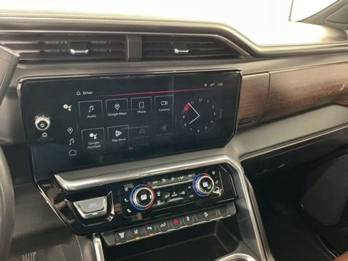 Used 2024 GMC Sierra 3500 Denali Ultimate image 21