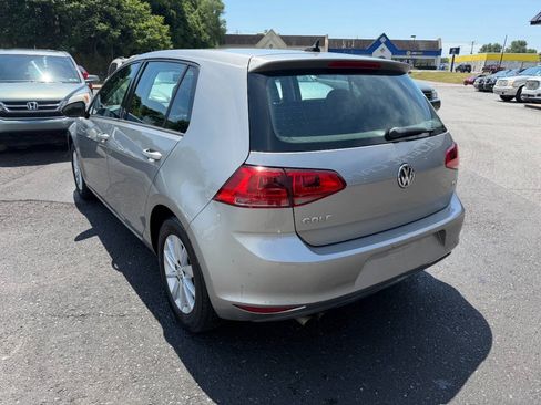 Used 2015 Volkswagen Golf S FWD image 11
