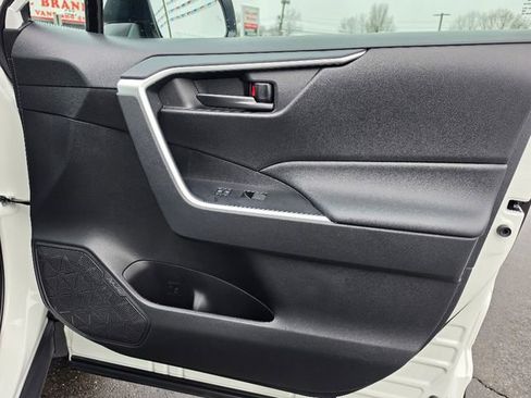 Used 2025 Toyota RAV4 LE image 10