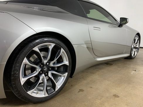 Used 2021 Lexus LC 500 Coupe w/ Performance Package image 34