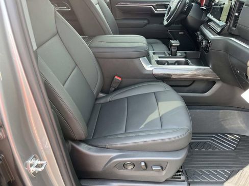 New 2026 Chevrolet Silverado 1500 LTZ AWD/4WD image 15