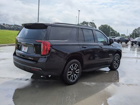 Used 2023 GMC Yukon AT4 w/ LPO, Floor Liner Package AWD/4WD image 5