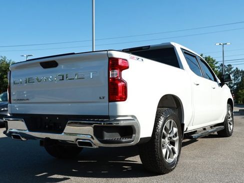 Used 2021 Chevrolet Silverado 1500 LT w/ Z71 Off-Road Package AWD/4WD image 6