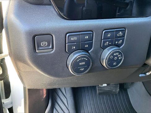 Certified 2022 Chevrolet Silverado 1500 RST image 13