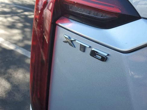 Used 2020 Cadillac XT6 Premium Luxury image 26